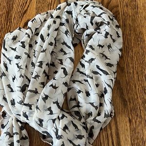 Black cat scarf 🐈‍⬛